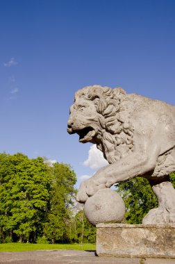 Vintage aslan heykeli eski Park