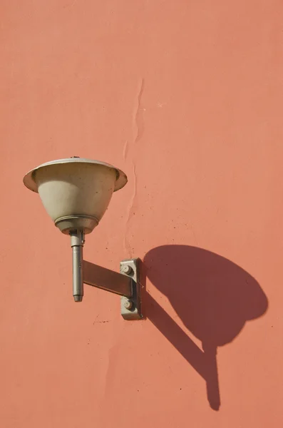 Grunge e vintage lampada della città vecchia — Foto Stock