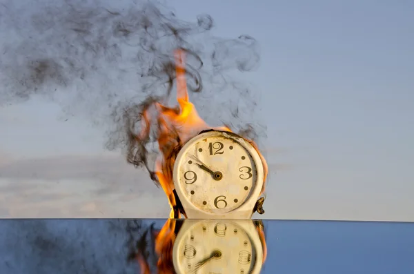 Tid är en eld — Stockfoto