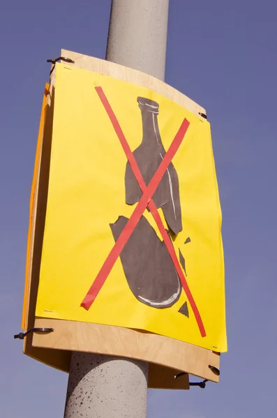 Detener el cartel de alcohol en la calle — Foto de Stock