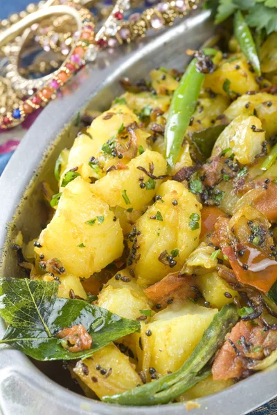 Indické jídlo aloo madras — Stock fotografie