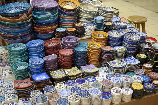 stock image Turkish pottery for sale at Grand Bazaar in Istanbul