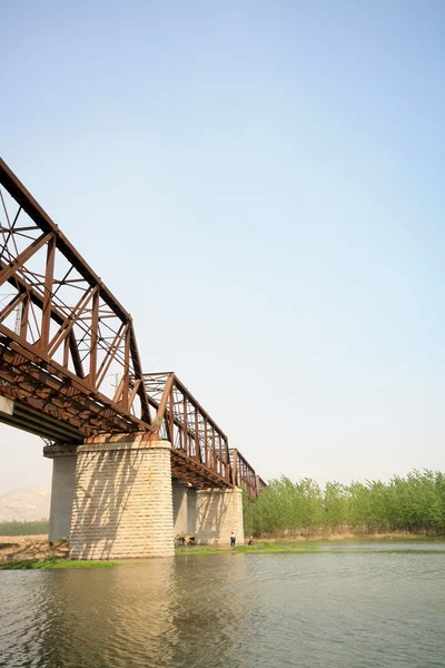 Puente de hierro — Foto de Stock