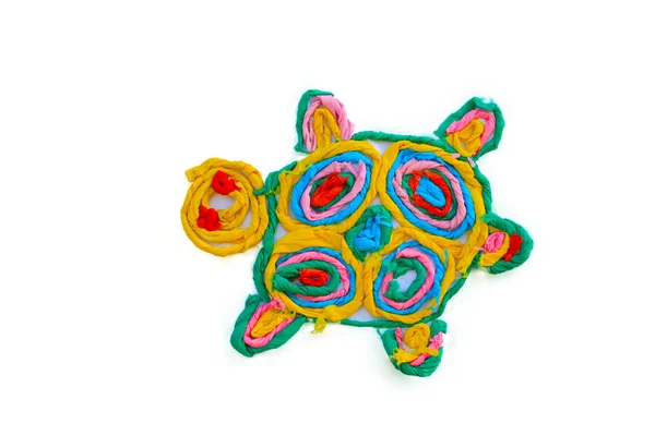 Schildpad gemaakt van gekleurd papier — Stockfoto