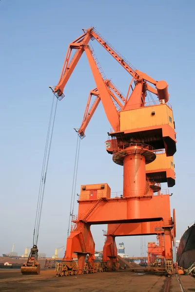 Portal crane — Stock Photo, Image