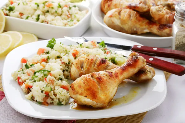 치킨 wiith 쌀과 야채 — 스톡 사진