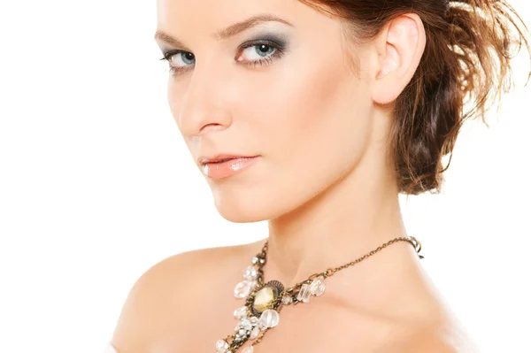 Mulher com jóias no pescoço — Fotografia de Stock