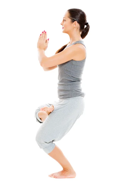 Zdravá mladá žena dělá jógu — Stock fotografie