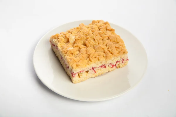 Kuchen auf einem Teller — Stockfoto