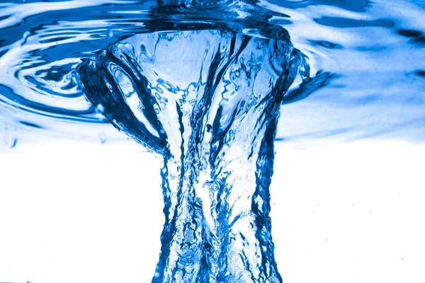 Niebieski wody. zbliżenie. Zdjęcia makro — Zdjęcie stockowe