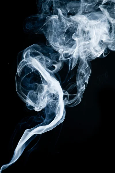 Ο καπνός του τσιγάρου. — Φωτογραφία Αρχείου