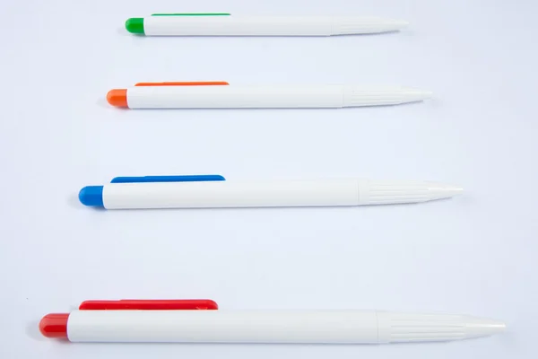 Vier gekleurde pennen. — Stockfoto