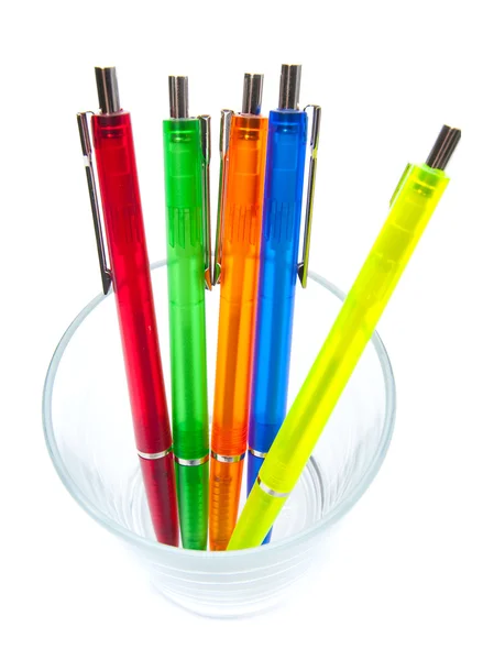 Bir cam çok renkli kalemler — Stok fotoğraf