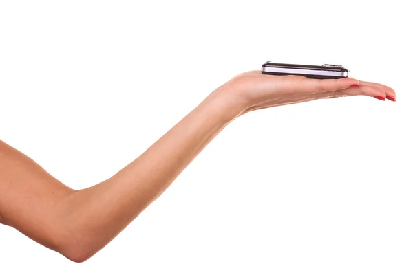 Kvinna hand och mobiltelefon. — Stockfoto