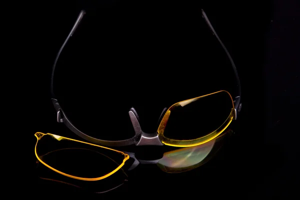 깨진된 선글라스. — 스톡 사진