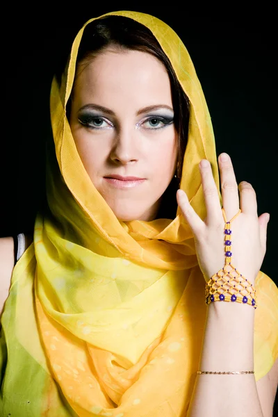 Arabische schöne Frau. — Stockfoto