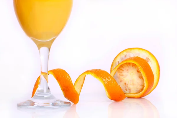 オレンジ ジュースと — ストック写真