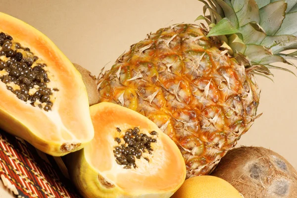 Mixed tropical fruit — Stock Photo, Image