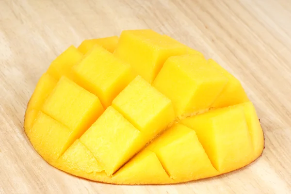Frische Mango aus nächster Nähe — Stockfoto