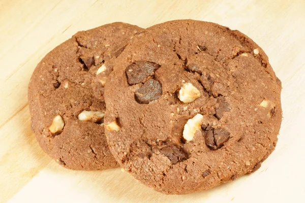 Två choklad cookies — Stockfoto