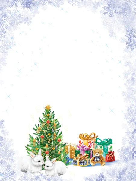 Hermoso árbol de Navidad con regalos y dos conejos blancos —  Fotos de Stock