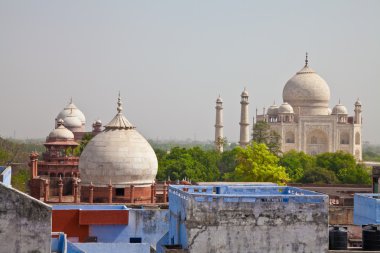 Agra 21 bulunan taj mahal