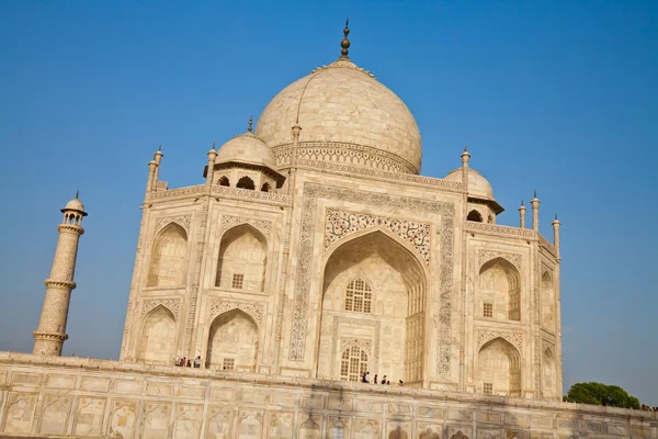 Agra 20 bulunan taj mahal