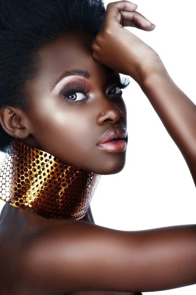 Afrikai nő, nyaklánc . — Stock Fotó