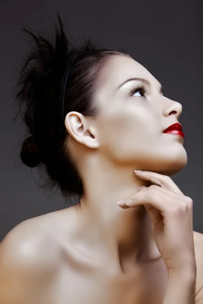Kvinna med röda läppar — Stockfoto