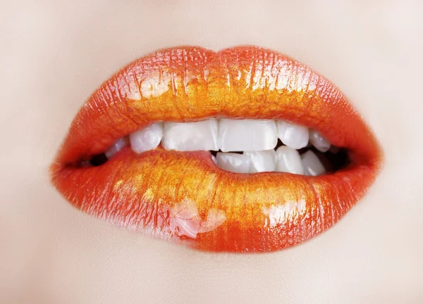 Biting lip — Stock Photo, Image