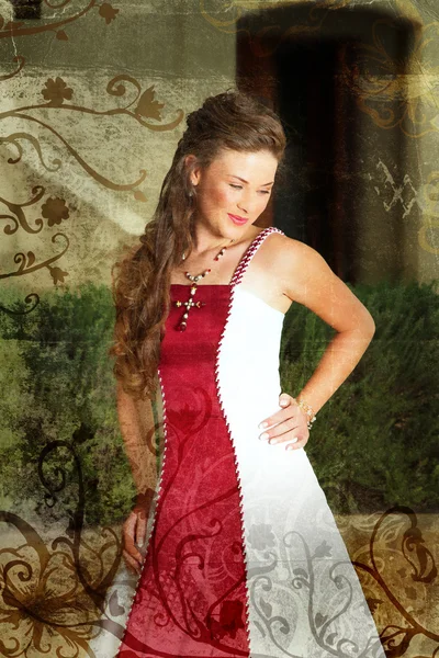 Grunge Bella sposa sorridente in abito rosso e bianco — Foto Stock