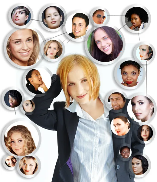 Ung kvinna sociala nätverk — Stockfoto
