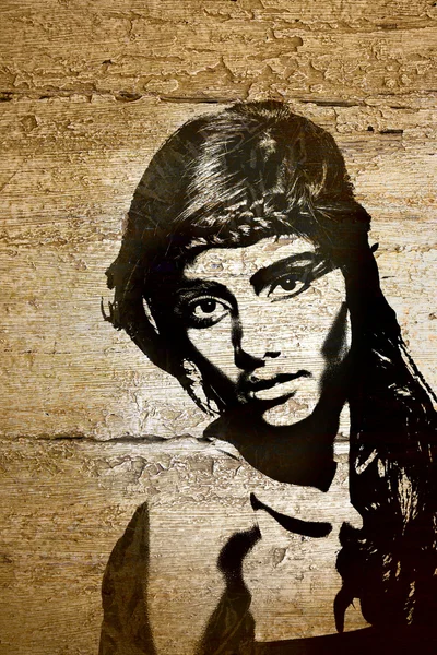 Kobieta graffiti na ścianie drewna — Zdjęcie stockowe