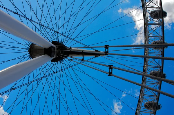 London Eye στο Λονδίνο — Φωτογραφία Αρχείου