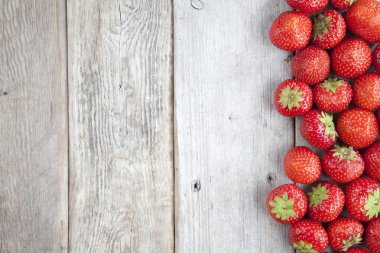 Fresh strawberries clipart