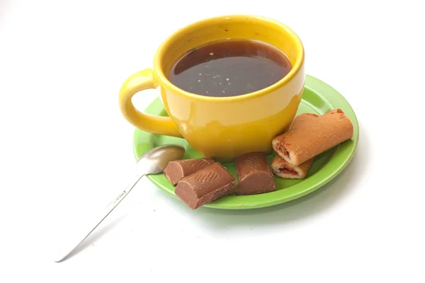 ビスケット、チョコレートとコーヒーのカップ — ストック写真