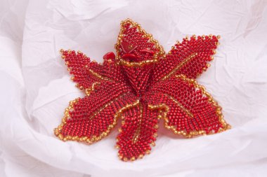 Boncuklu süs Elişi