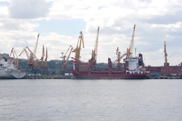 Pelabuhan laut di Odessa, Ukraina — Stok Foto