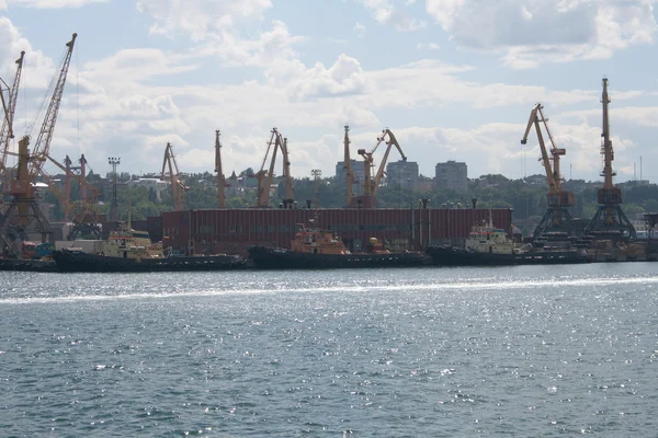 Puerto marítimo en Odessa, Ucrania — Foto de Stock
