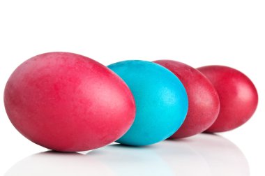 Kırmızı ve mavi yumurta