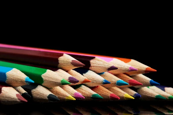 Nombreux crayons de couleurs — Photo