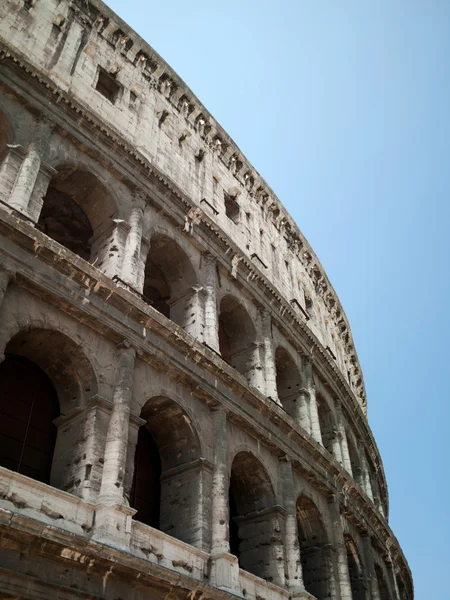 El edificio del Coliseo de Roma — Foto de Stock