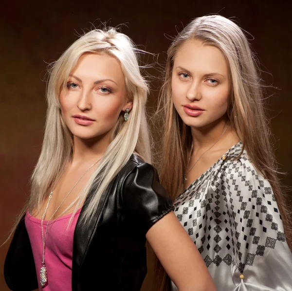 Due belle donne — Foto Stock