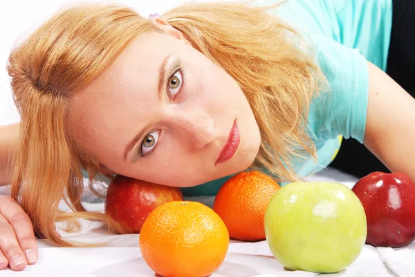 The girl with fruit — Stock Photo, Image