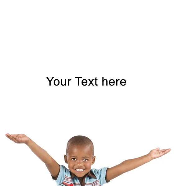 Entzückender 3-jähriger schwarzer oder afrikanisch-amerikanischer Junge mit Copyspace lizenzfreie Stockbilder