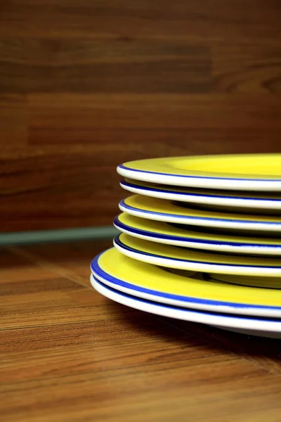 Κίτρινο πιάτα — Φωτογραφία Αρχείου