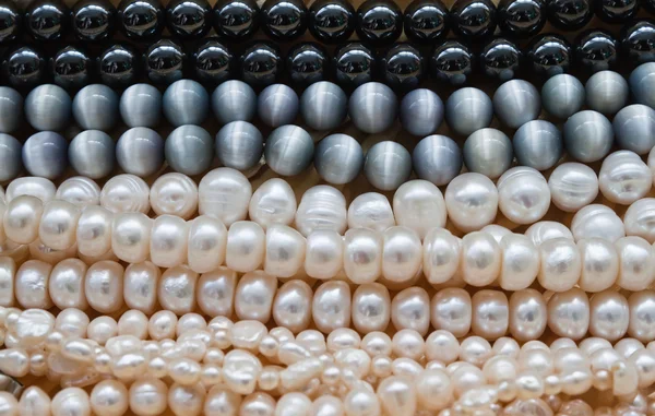 Flera delar av pärlor — Stockfoto