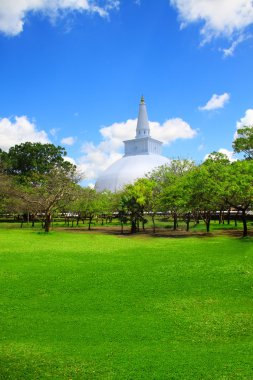 anuradhapura kalıntıları