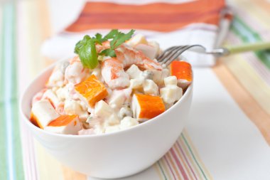 Surimi salata