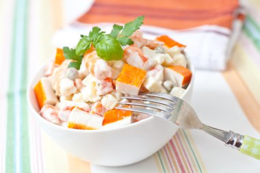 Surimi salata